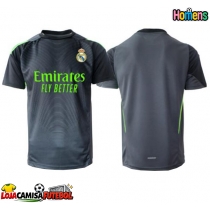 Camisa de Futebol Real Madrid Goleiro Equipamento Alternativo 2025-26 Manga Curta